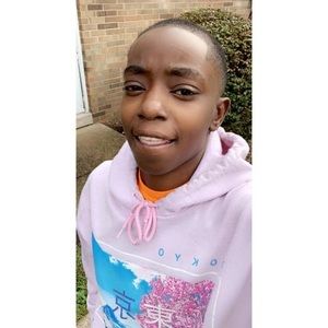 Meet your Posher, Made